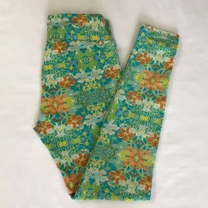 LuLaRoe Buttery Soft Leggings